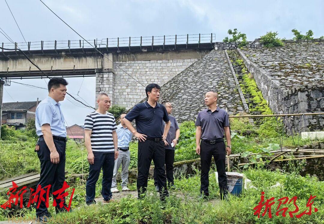 刘家豪到牛马司镇督导河长制工作_邵阳头条网